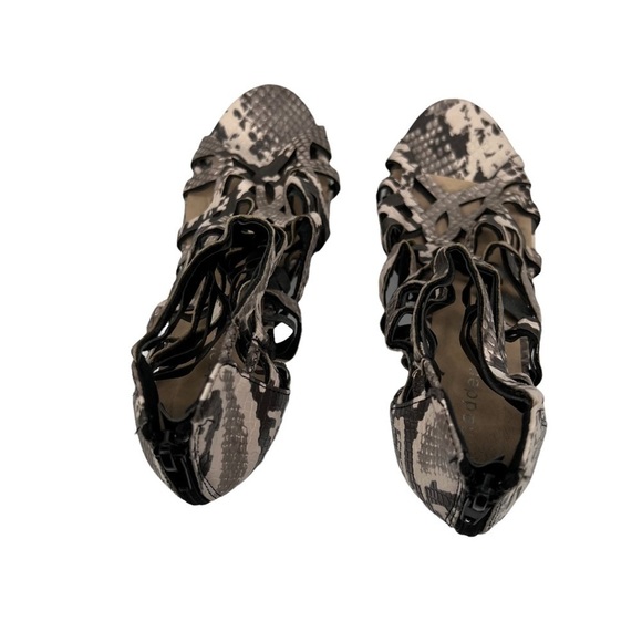 Madden Girl Gray Dalisa Snakeskin Gladiator Heeled Sandals Size 8.5 Women’s - Picture 5 of 9